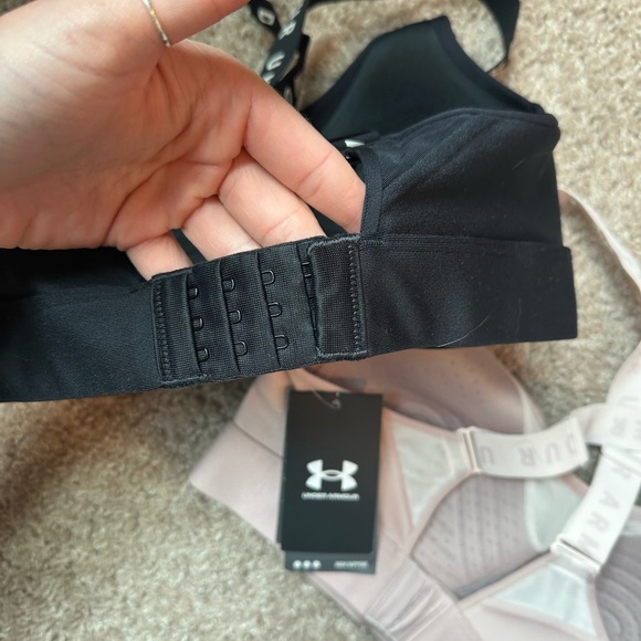 NWT bundle of under armour sports bras - Picture 3 of 5